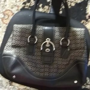 Coach pocketbooks
